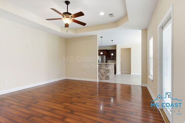 Photo - 2012 Parkview Cove