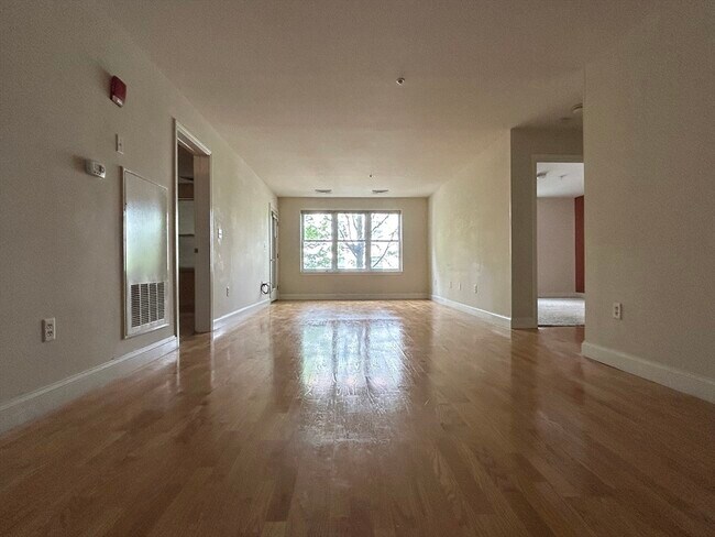Photo - 318 Rindge Ave Unidad 203 Rental