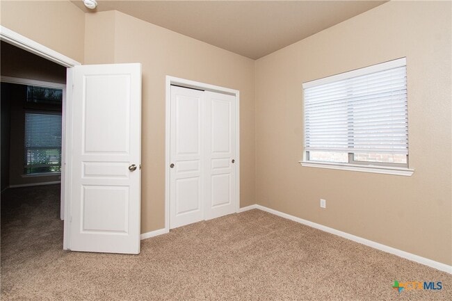 Photo - 245 Chering Dr