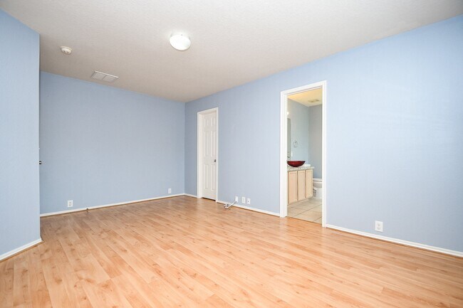 Photo - 6003 Baldwin Elm St