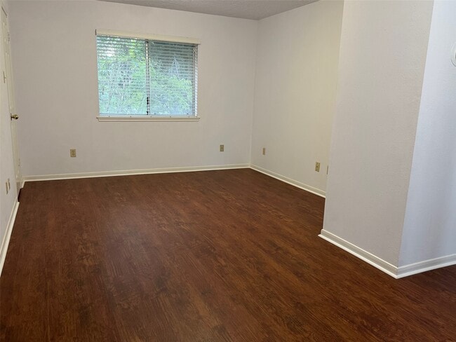 Photo - 2226 Mill Creek Dr