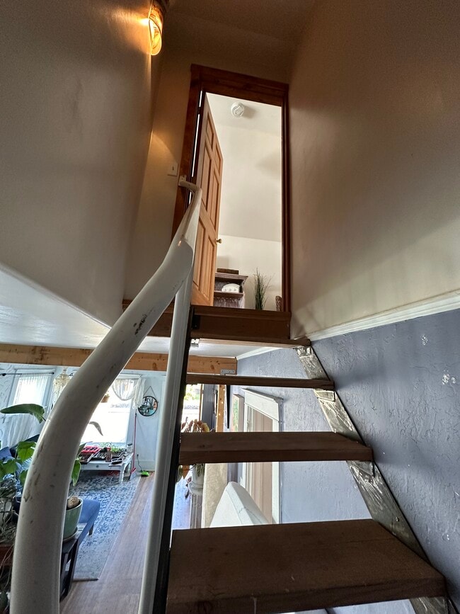 Photo - 850 Elrod Ave