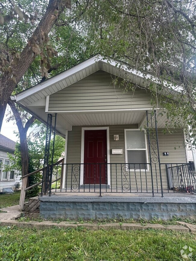 Building Photo - 425 Leeds Ave Unit 425 Leeds Ave Rental