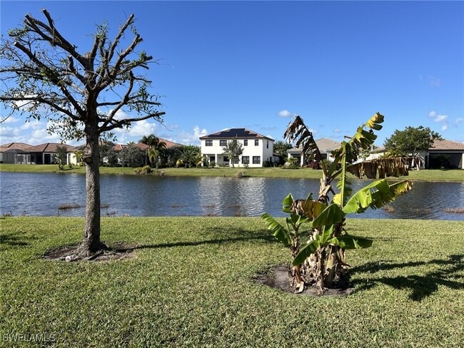 Photo - 5257 Messina St