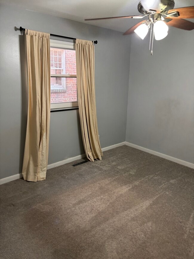 Bedroom 2 - 3416 Grove Ave Unit #4