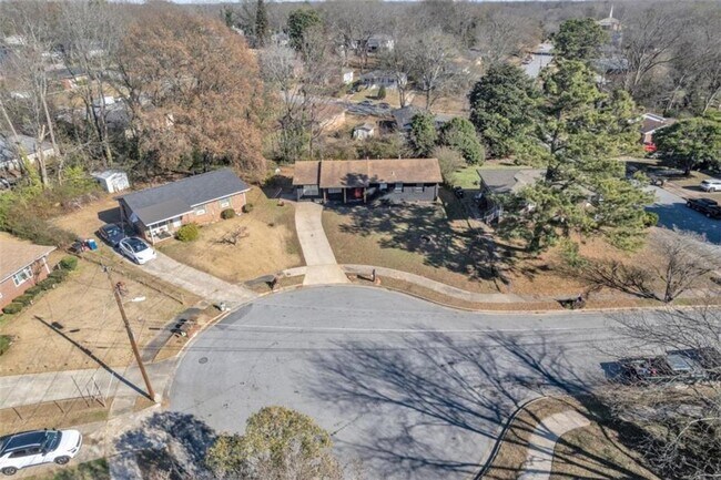 Photo - 2958 Holcomb Ct