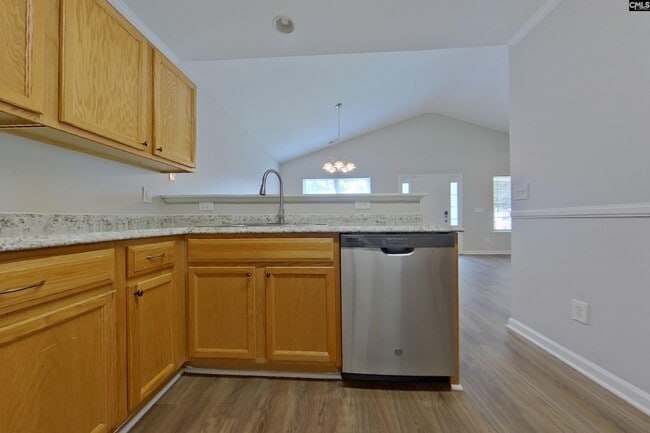 Photo - 180 Riglaw Cir
