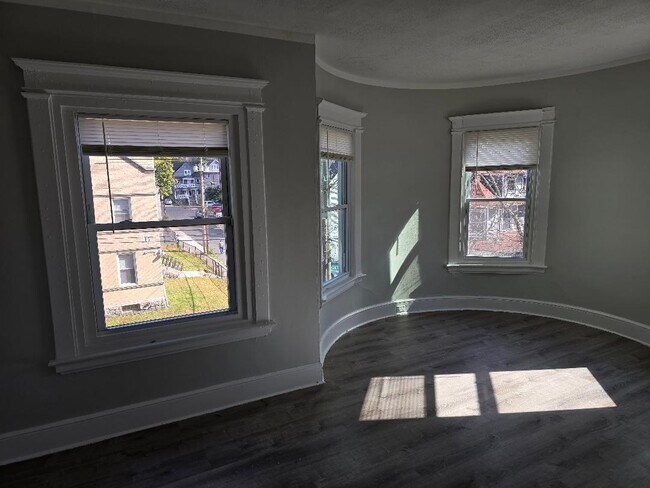 Photo - 197 Chestnut Ave Apartment Unit 2nd floor