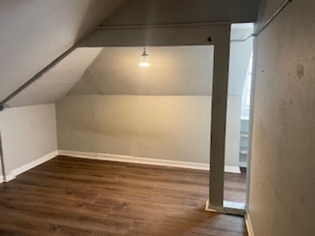 Photo - 504 S 1st Ave Unit 1