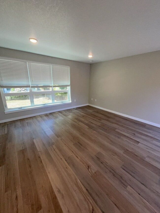 Photo - 8537-8537 N Saint Louis Ave Unit 8533-B