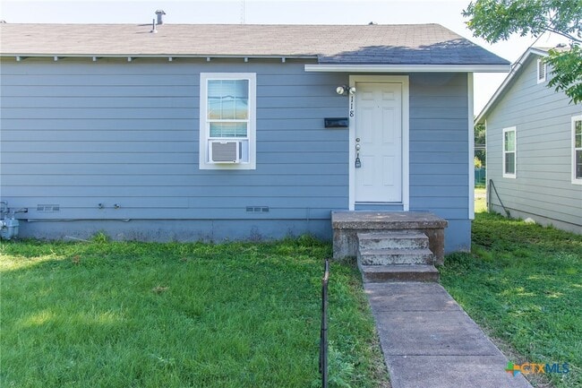 Photo - 118 W Avenue A Apartment