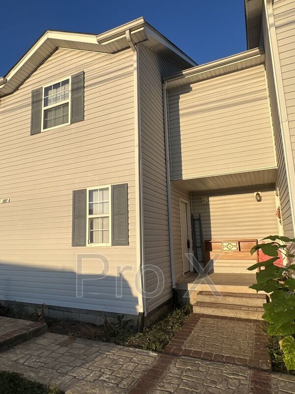 Photo - 1505-1507 Case St Unidad 1507 Case St