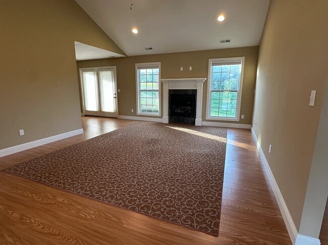 Photo - 4500 Weybridge Dr
