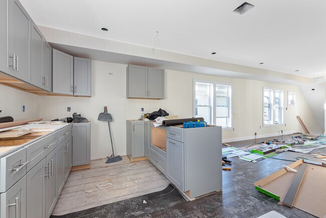 Photo - 43 Wright Ave Unit 2