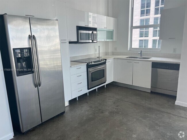 Building Photo - 133 NE 2nd Ave Unit 1601 Rental