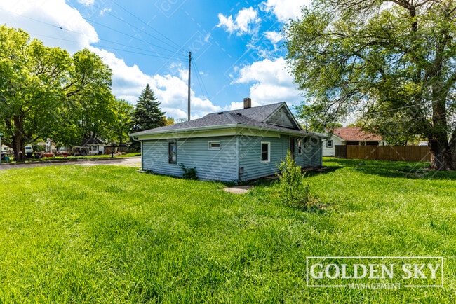 Photo - 1704 W 15th St