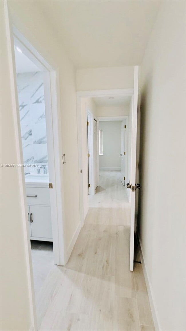 Photo - 3809 SW 82nd Ave