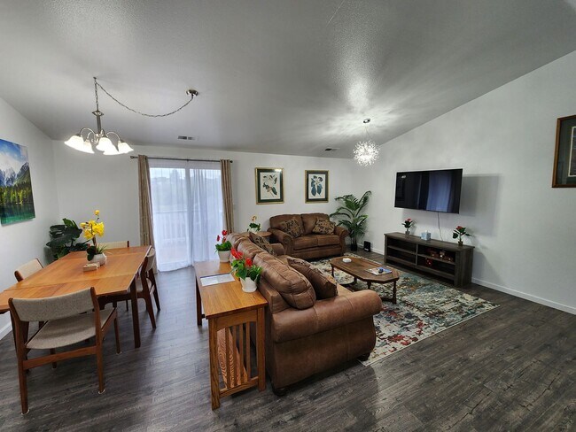 Photo - 4190 Hillside Ct Unit 1