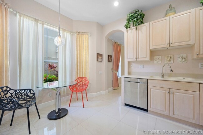 Photo - 1384 Harbor Ct
