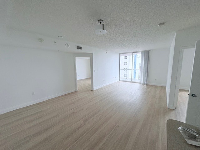 Photo - 5085 NW 7th St Unidad 1416