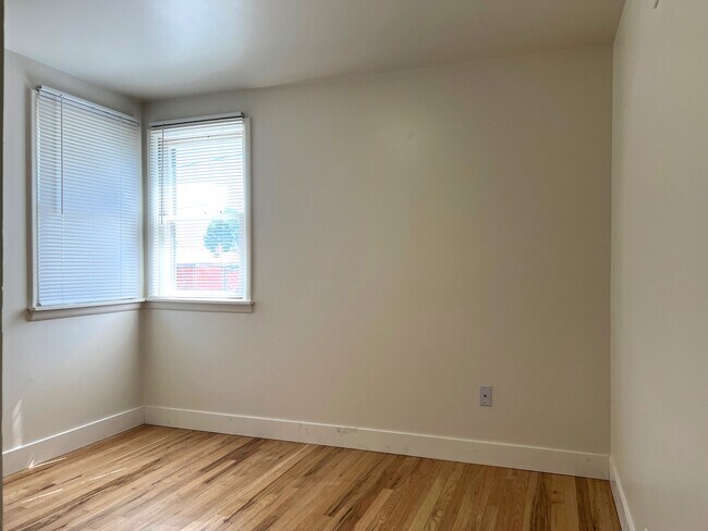 Photo - 764 S Wolff St