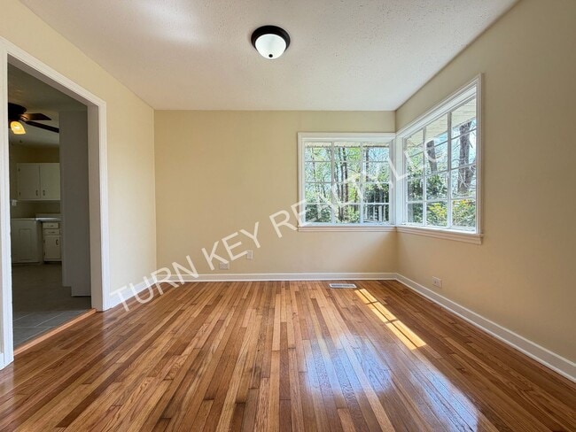 Photo - Home for Rent In Adamsville