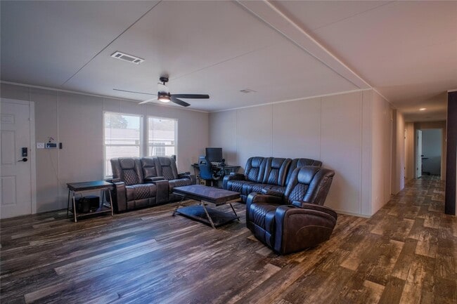 Photo - 5402 Five Oaks Dr