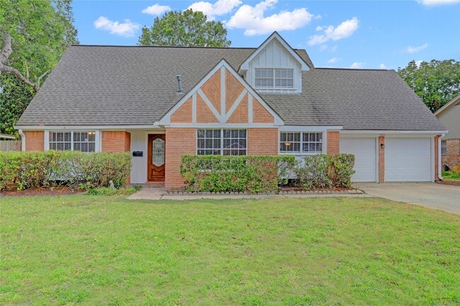 Building Photo - 9631 Fairdale Ln