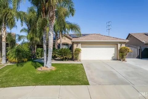 Building Photo - 11100 Vista Fuego Dr