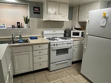 Photo - 6136 W School St Unit #G