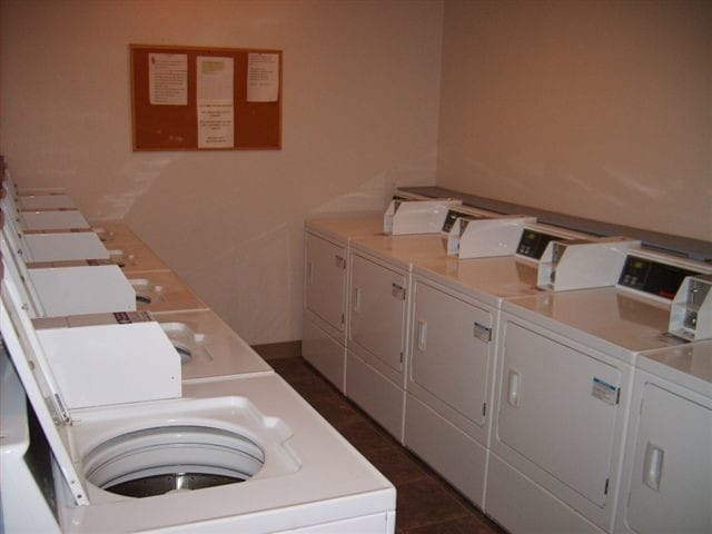 Photo - Oak Grove Village Apartments