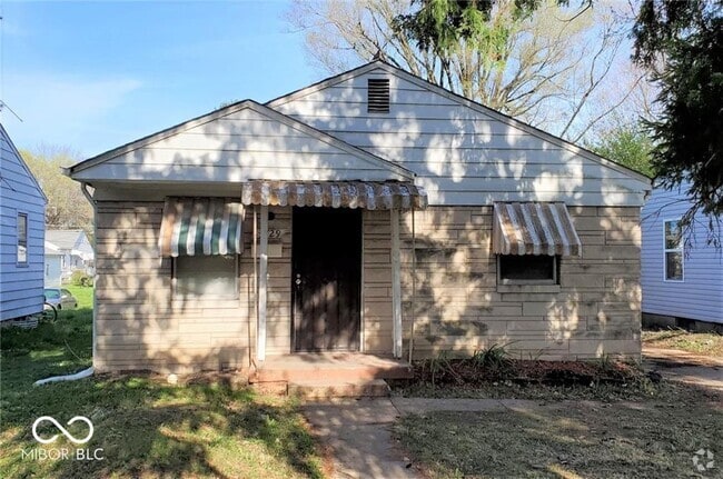 Building Photo - 3729 Kinnear Ave Rental