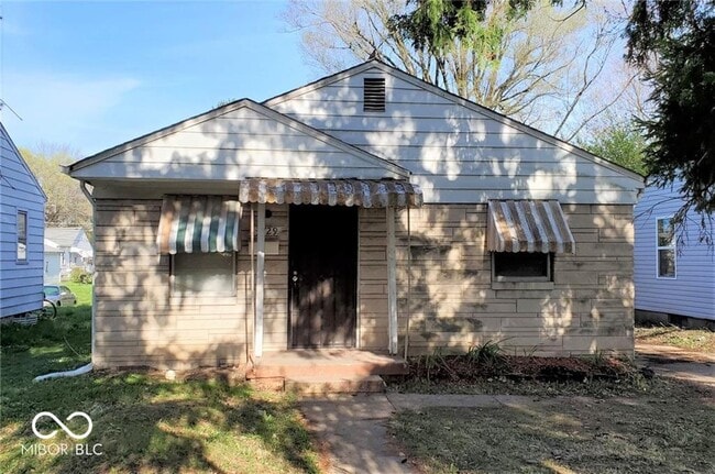 Building Photo - 3729 Kinnear Ave Rental