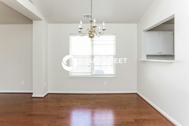 3 Bedroom Pet-Friendly Home in COVINGTON, GA with Main Street Renewal