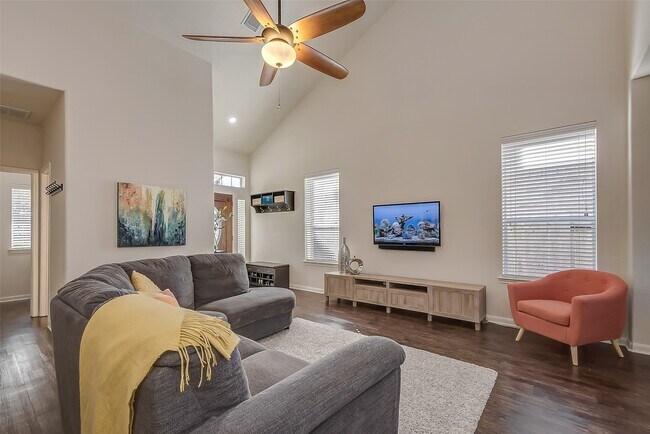 Photo - 25311 Sierra Woods Ln