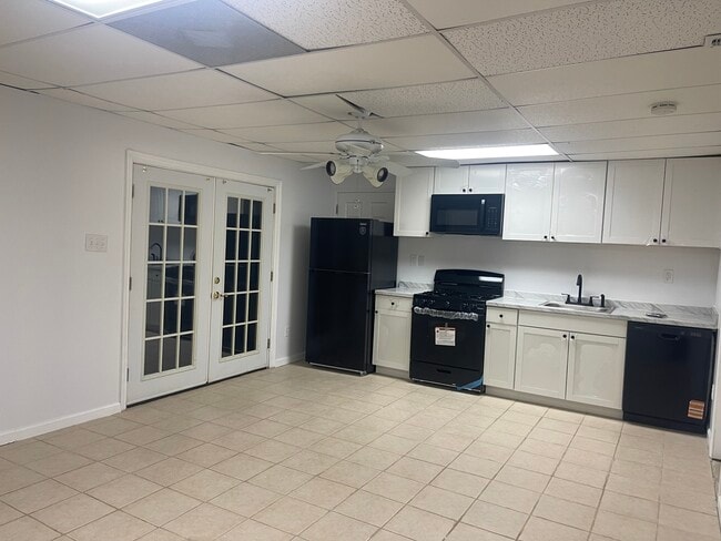 Photo - 312 N Briar Rdg