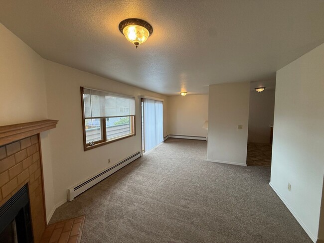 Photo - 1830 Congress Cir Unit 3