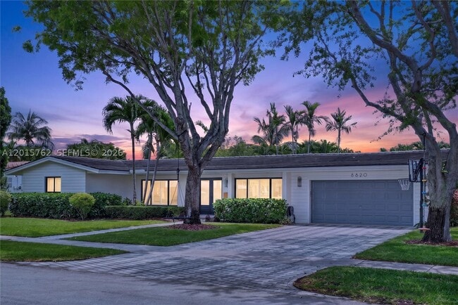 Photo - 8820 SW 85th St