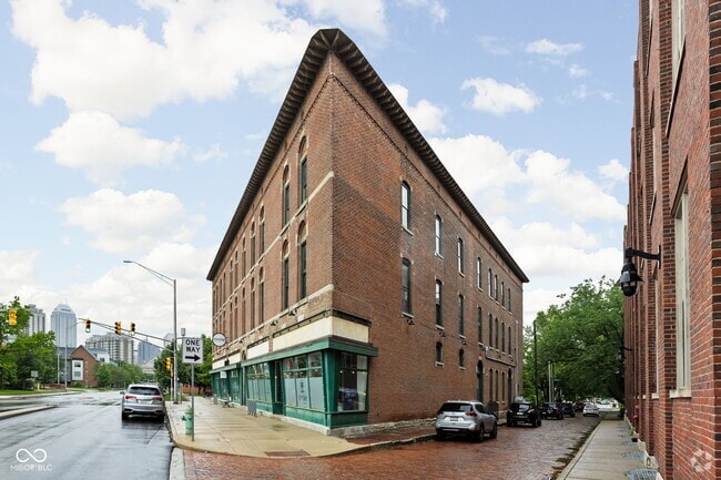 Building Photo - 970 Fort Wayne Ave Unit 303 Rental
