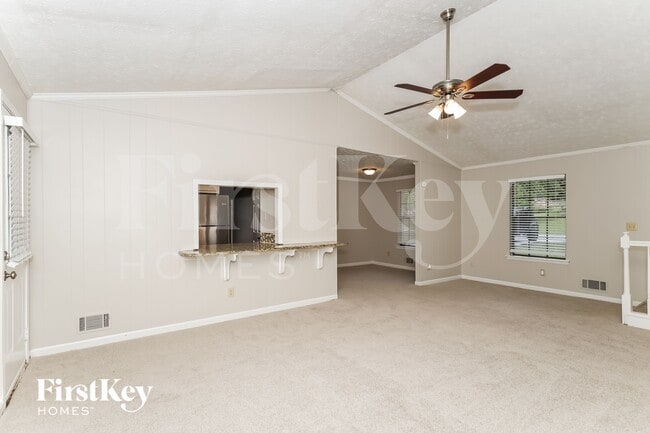 Photo - 1745 Tree Line Rd