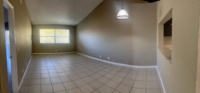 Photo - BEAUTIFUL 2/2 IN THE HEART OF CORAL SPRINGS Unit 11581-B2 - Westmount