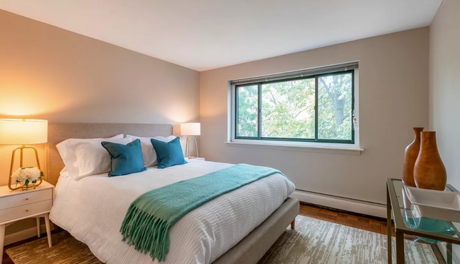 Photo - 371 Harvard St