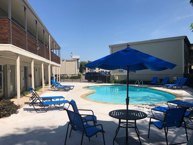 Piscina 1 - Summer Creek Apartments