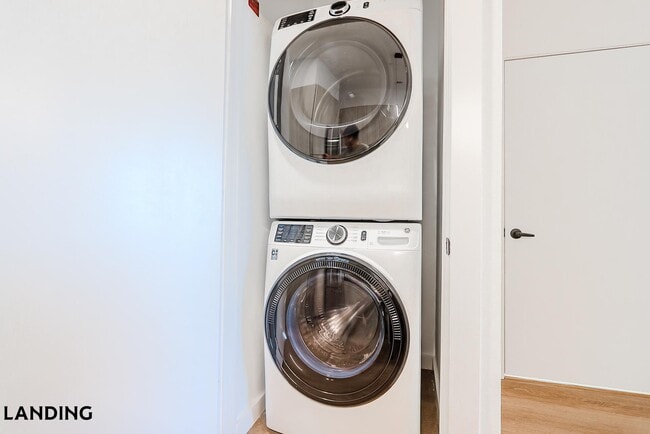 Photo - 2623 Keene St Unit 429