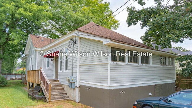 Photo - 2406 Bailey Ave