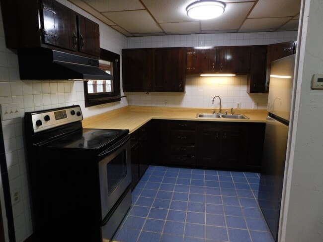 Photo - 240 Dogwood Dr