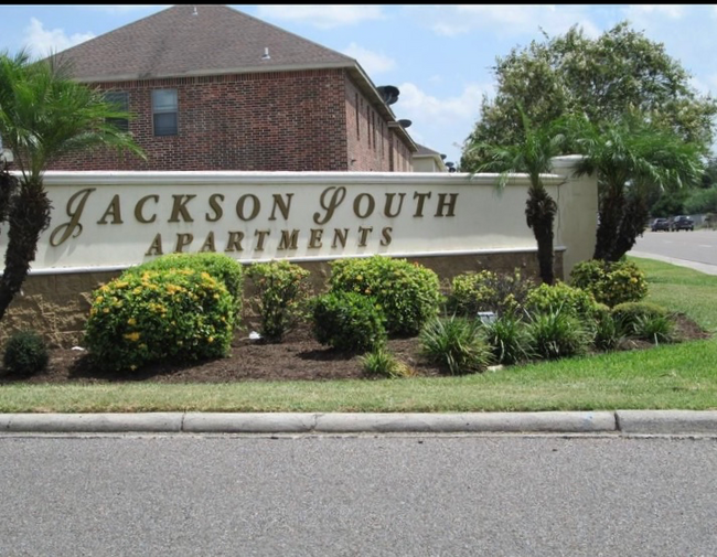 Building Photo - 3603 S Radisson Ave Rental