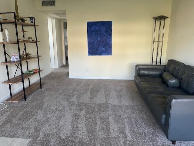 Photo - 589 Fanshaw O Unit O