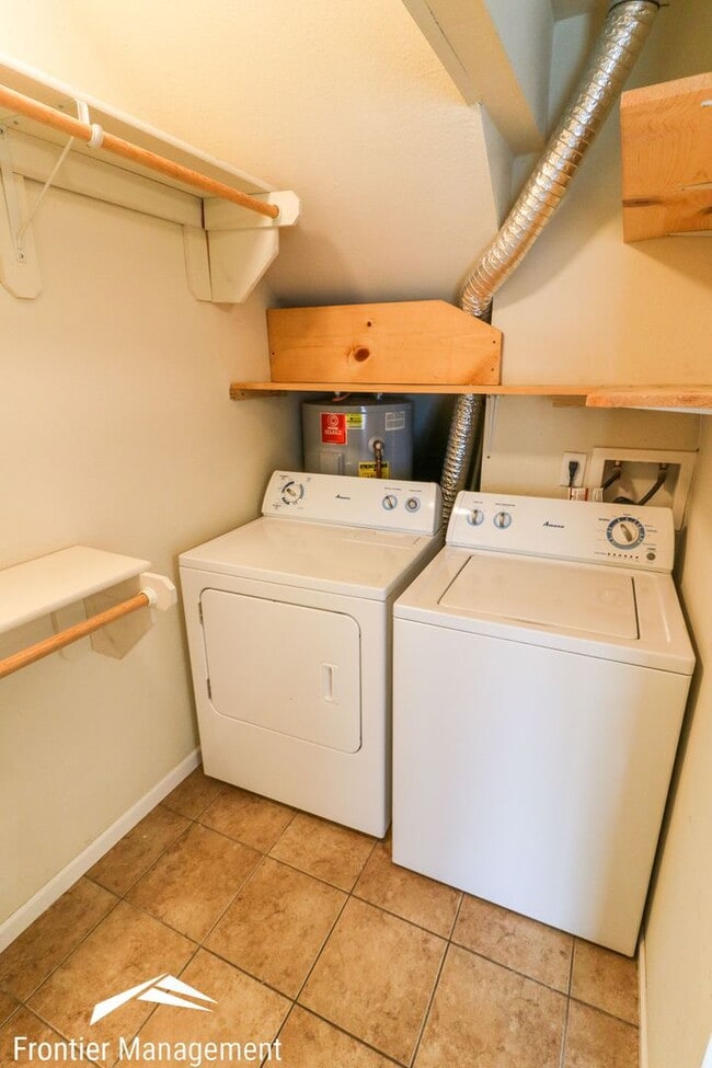 Photo - 1223 N 12th St Unit B - Main Floor