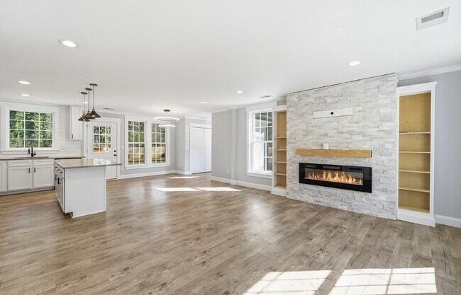 Photo - 445 Arnold Ave